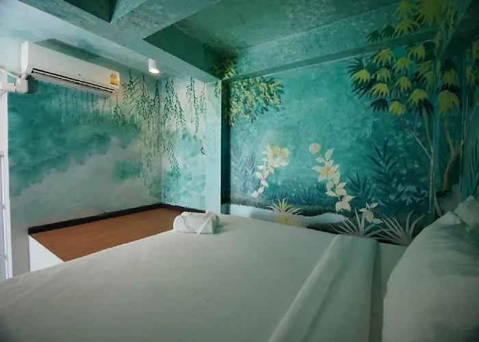 The Character Yaowarat Mrt Dragon Temple Appartement